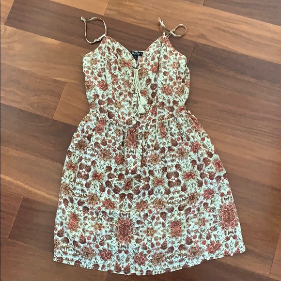 Summer dress - Picture 1 of 1